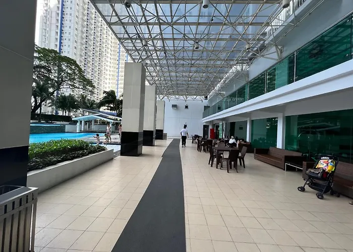 Aparthotel 1br Unit At The Grass Residences 4*